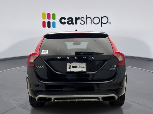 Used 2016 Volvo V60 T5 Cross Country w/ Climate Package AWD/4WD image 4