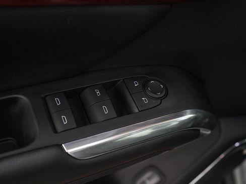 Used 2024 Chevrolet Traverse Z71 w/ Enhanced Driving Package AWD/4WD image 20