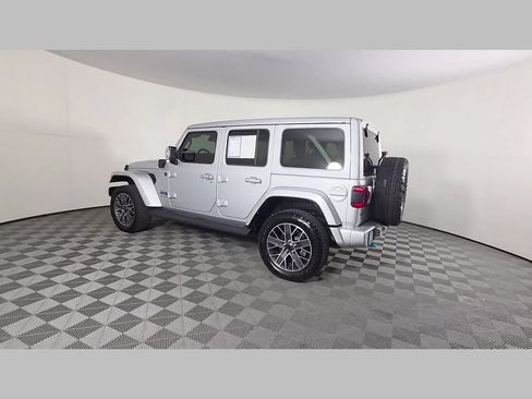 Used 2024 Jeep Wrangler High Altitude AWD/4WD image 13