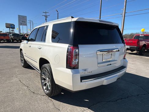Used 2015 GMC Yukon Denali w/ Premium Package image 8