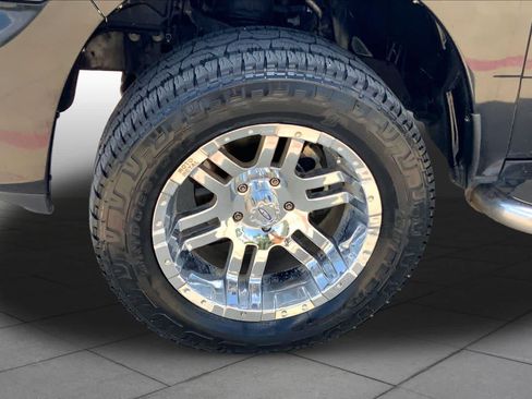 Used 2014 RAM 1500 Express AWD/4WD image 10
