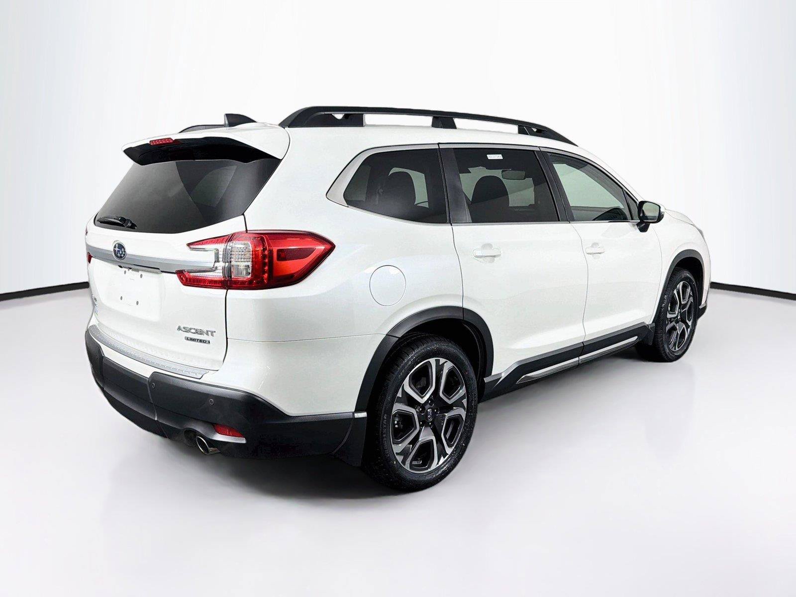 Used 2023 Subaru Ascent Limited AWD/4WD image 11