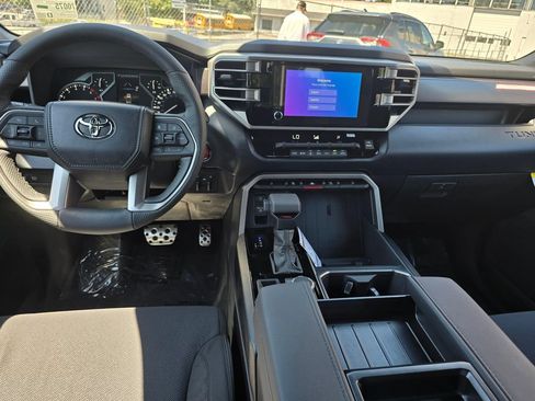 New 2026 Toyota Tundra SR5 AWD/4WD image 18