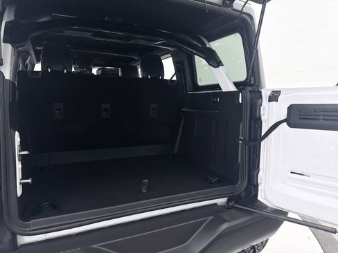 Used 2024 Ford Bronco Raptor w/ Interior Carbon Fiber Pack 6 AWD/4WD image 33