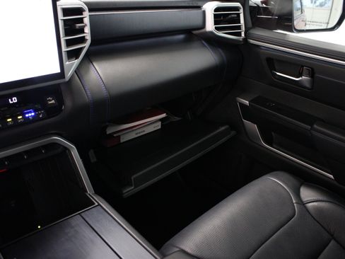 Certified 2025 Toyota Sequoia Platinum AWD/4WD image 26