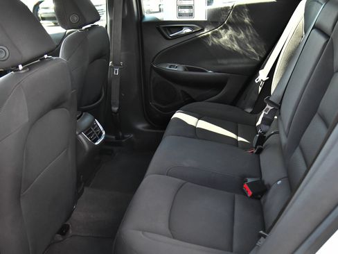 Used 2024 Chevrolet Malibu LT FWD image 33