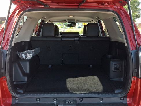 Used 2024 Toyota 4Runner TRD Off-Road Premium image 31