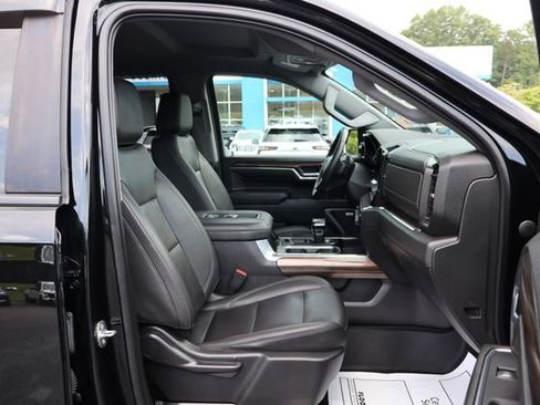 Used 2022 Chevrolet Silverado 1500 LT Trail Boss w/ LT Trail Boss Premium Package AWD/4WD image 25