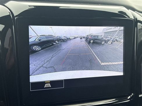 Certified 2023 Chevrolet Traverse LT w/ Midnight/Sport Edition image 14