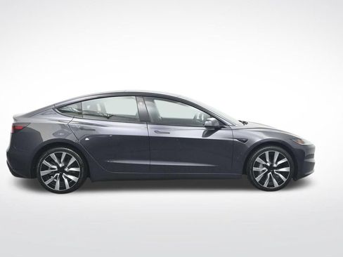 Used 2024 Tesla Model 3 Standard Range RWD image 4