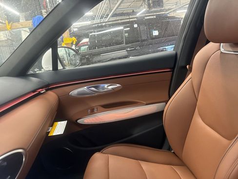 New 2026 Genesis GV70 2.5T Advanced image 23