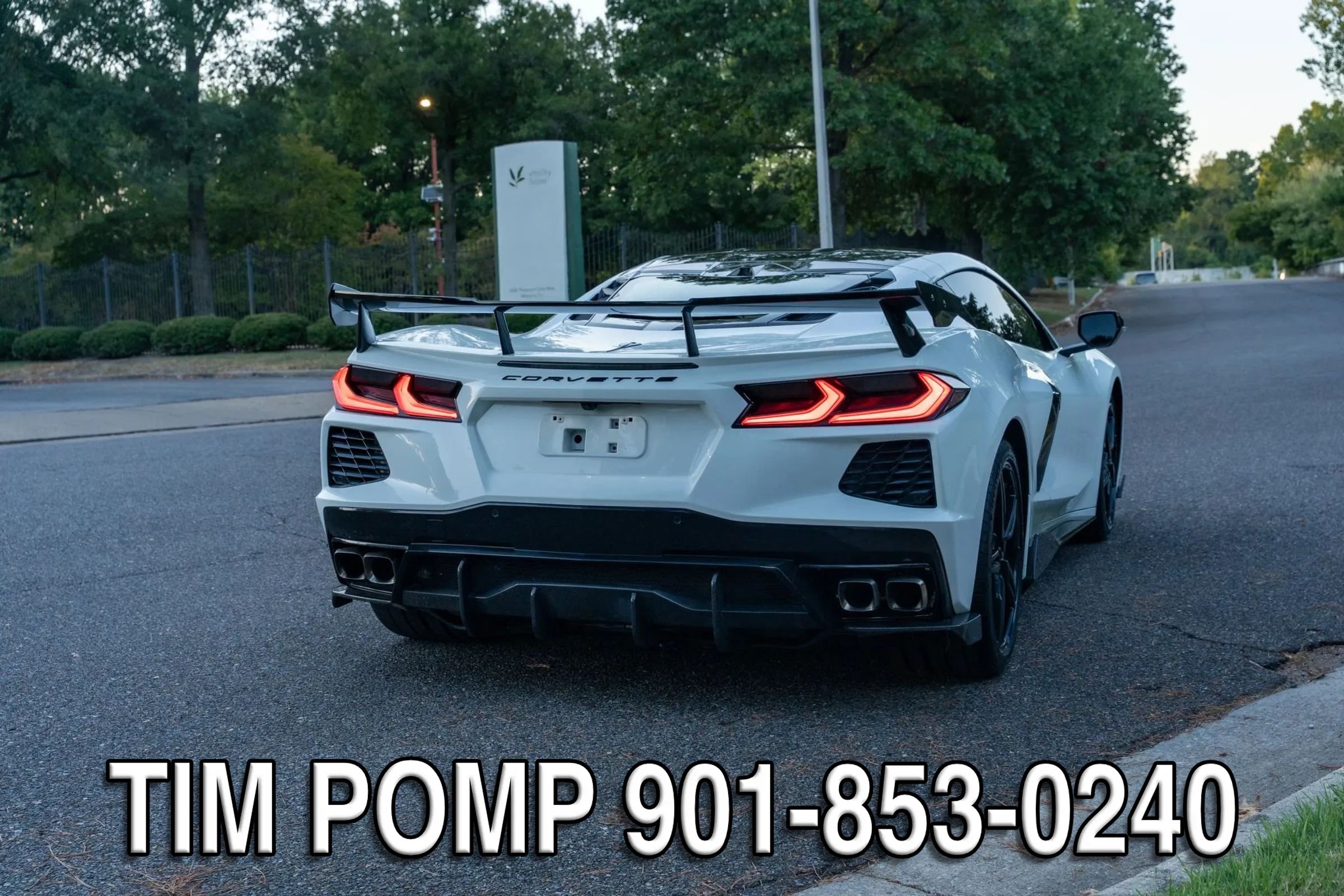Used 2020 Chevrolet Corvette Stingray Premium Cpe w/ 3LT Preferred Equipment Group RWD image 6