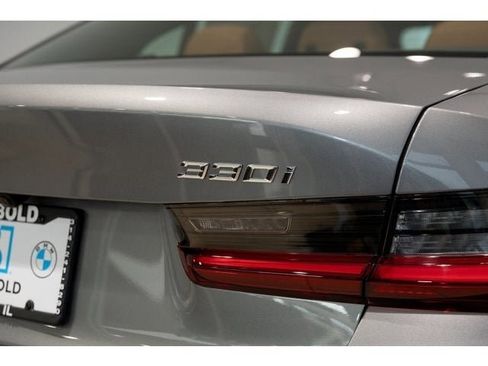 Used 2025 BMW 330i xDrive Sedan w/ Premium Package image 50