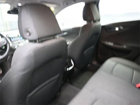 Used 2016 Chevrolet Malibu LT image 22