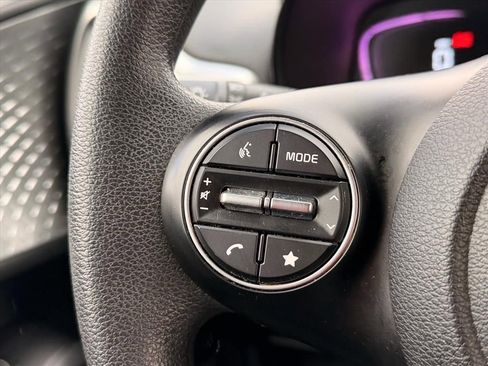 Used 2024 Kia Soul LX w/ Option Group 015 image 16