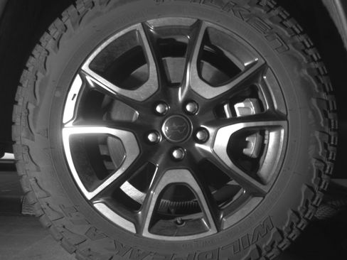 Used 2025 Jeep Compass Trailhawk AWD/4WD image 13