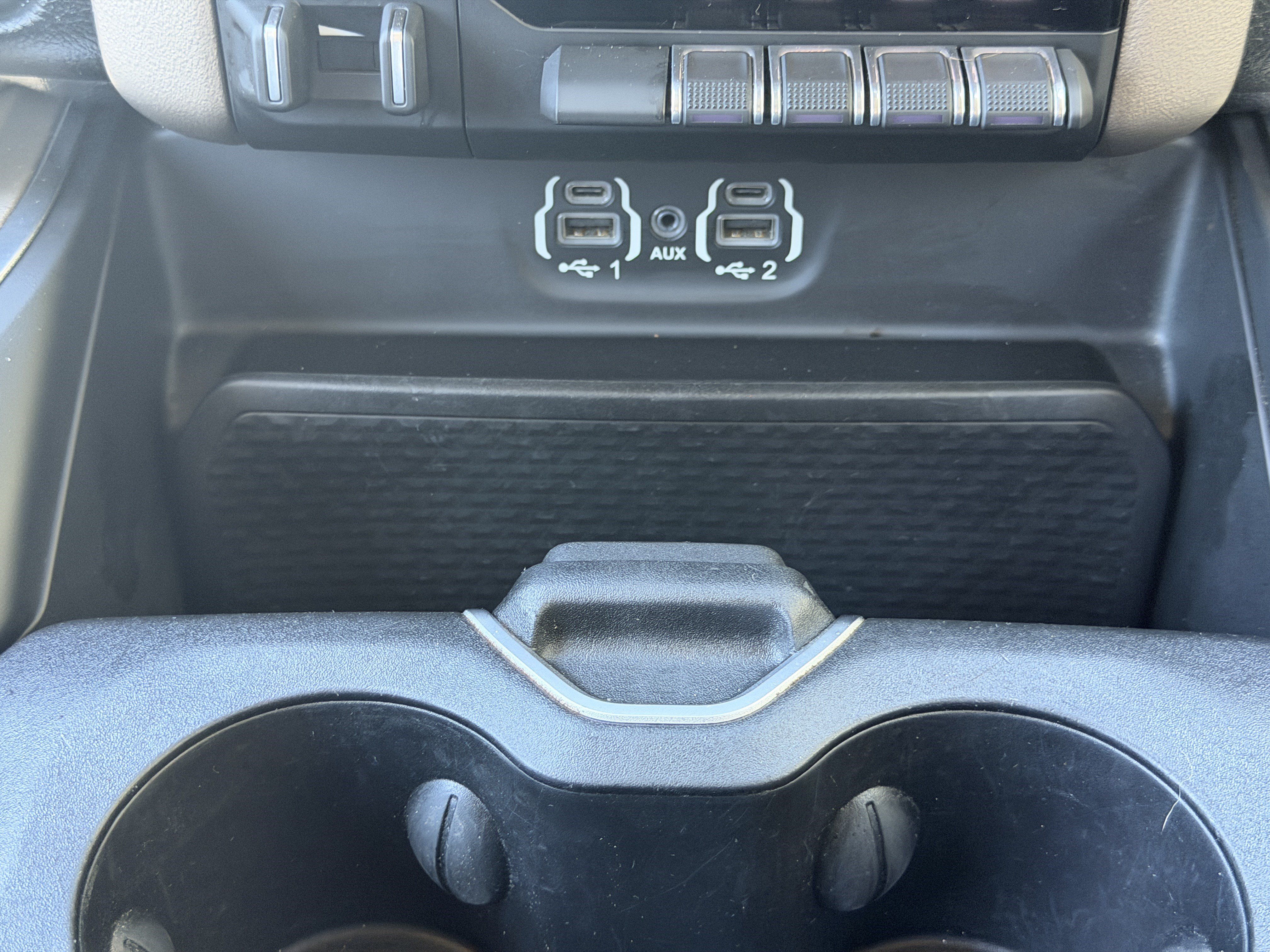 Used 2022 RAM 1500 Laramie AWD/4WD image 25