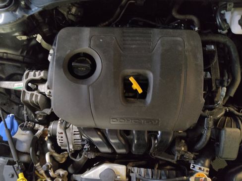Used 2021 Kia Forte LXS FWD image 30