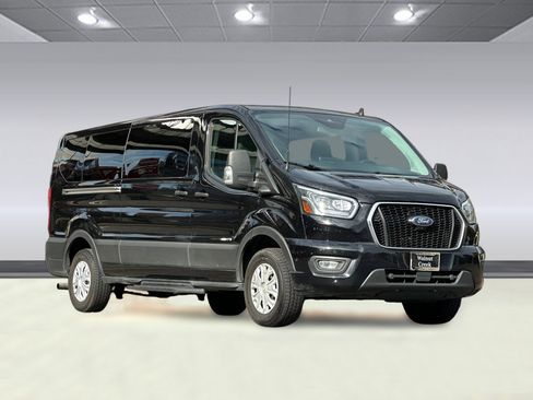 Used 2023 Ford Transit 350 XLT image 6