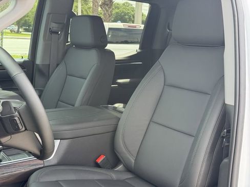 Used 2026 GMC Sierra 1500 SLT w/ SLT Premium Package image 16