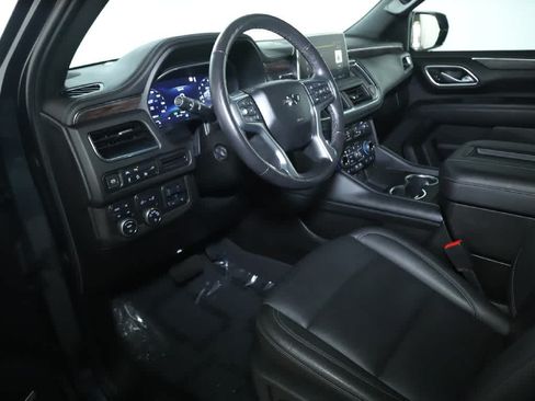 Used 2022 Chevrolet Tahoe Z71 w/ Z71 Off-Road Package AWD/4WD image 20