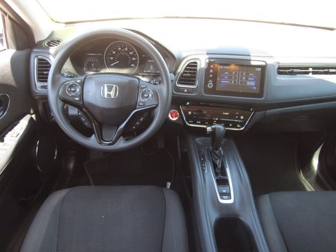 Used 2019 Honda HR-V EX image 17