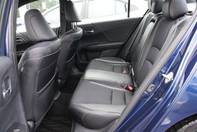 Used 2016 Honda Accord Sport image 13