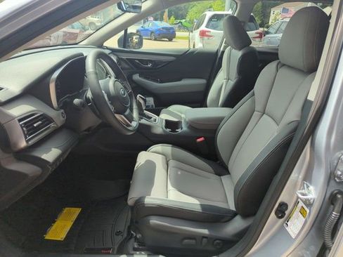 New 2025 Subaru Outback Limited image 9
