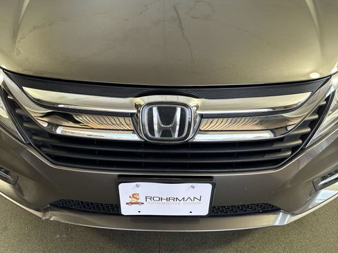 Used 2018 Honda Odyssey Touring image 27