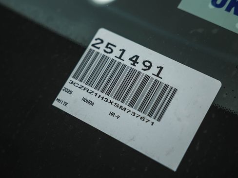 Used 2025 Honda HR-V LX image 33