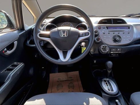 Used 2013 Honda Fit image 8
