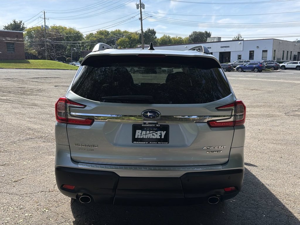 Used 2023 Subaru Ascent Limited AWD/4WD image 26