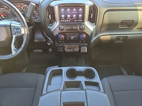 Used 2019 Chevrolet Silverado 1500 LT w/ Texas Edition image 17