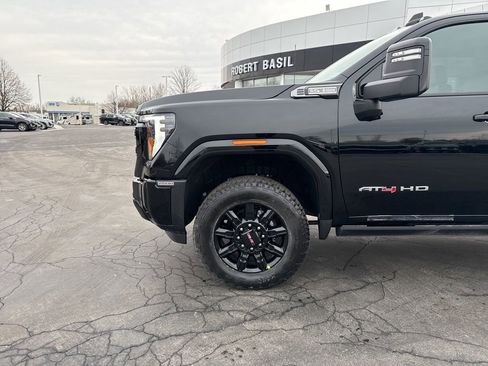 New 2026 GMC Sierra 2500 AT4 w/ AT4 Premium Plus Package image 5