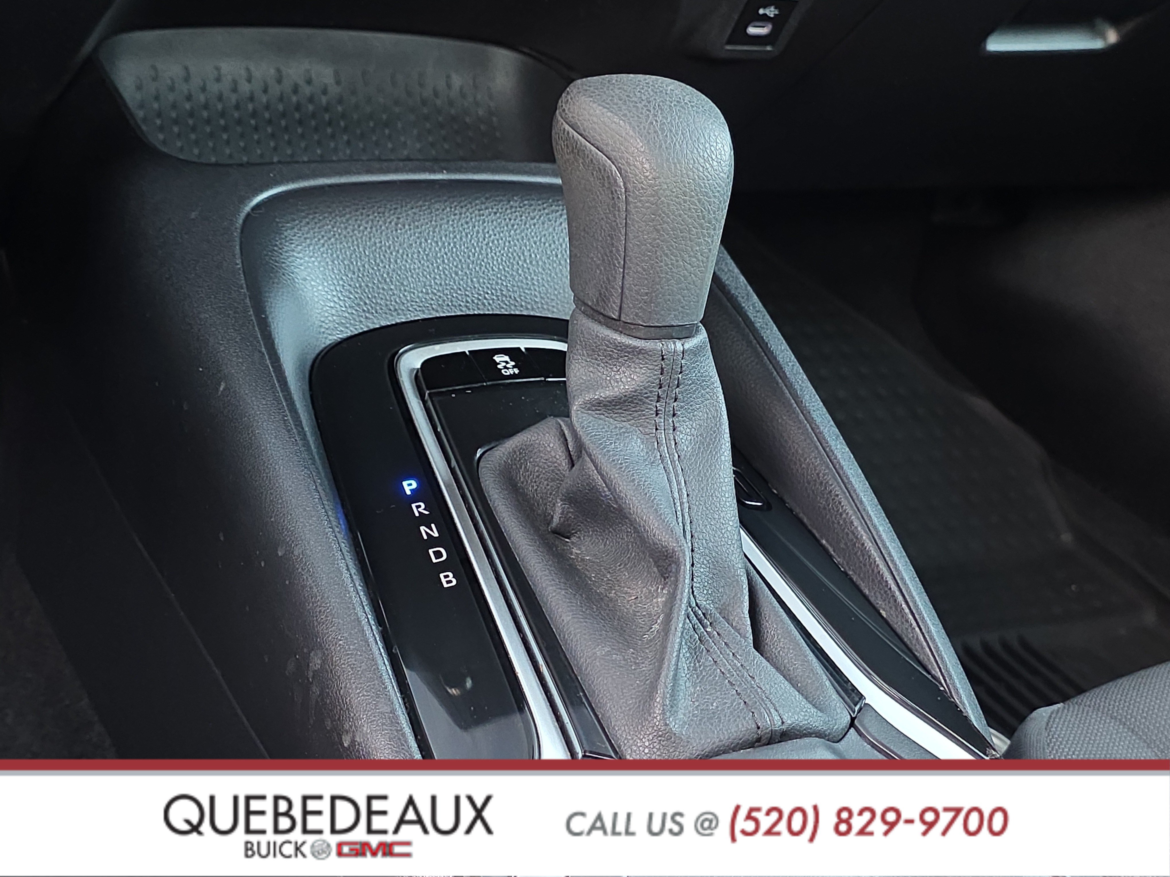 Used 2025 Toyota Corolla LE FWD image 19