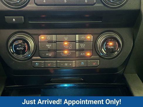 Used 2018 Ford F150 Raptor w/ Equipment Group 802A Luxury AWD/4WD image 19