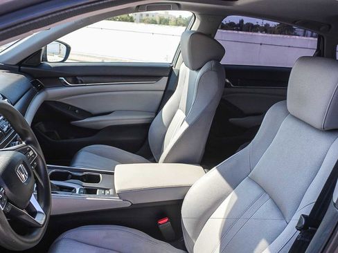 Certified 2018 Honda Accord EX image 18