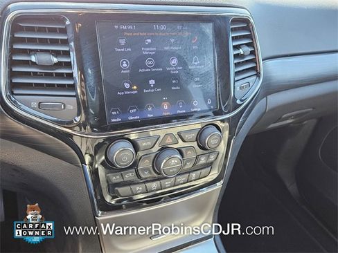 Used 2020 Jeep Grand Cherokee Laredo w/ 18" Wheel & 8.4" Radio Group image 20