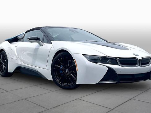 Used 2019 BMW i8 Roadster AWD/4WD image 2