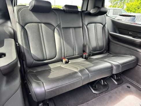 Used 2024 Jeep Wagoneer Series II w/ Rear Seat Video Group 1 AWD/4WD image 10