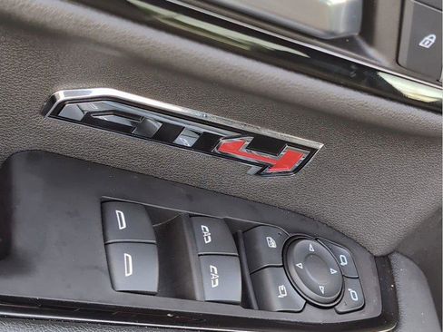Used 2023 GMC Sierra 1500 AT4 w/ AT4 Premium Package AWD/4WD image 15