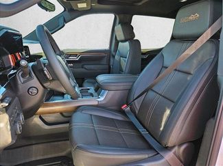 New 2026 Chevrolet Silverado 1500 High Country AWD/4WD video 4