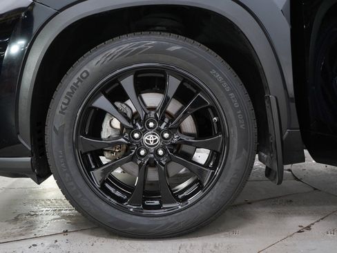 Used 2024 Toyota Highlander Limited AWD/4WD image 33