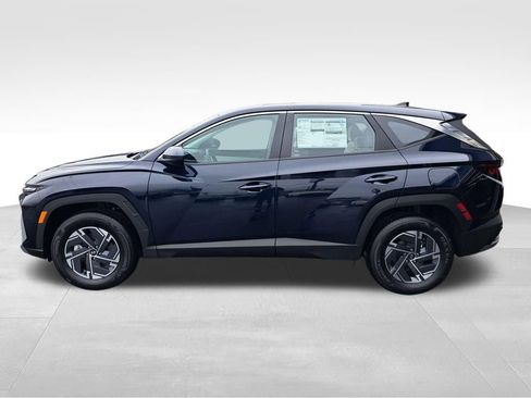 New 2026 Hyundai Tucson Blue SE AWD/4WD image 2
