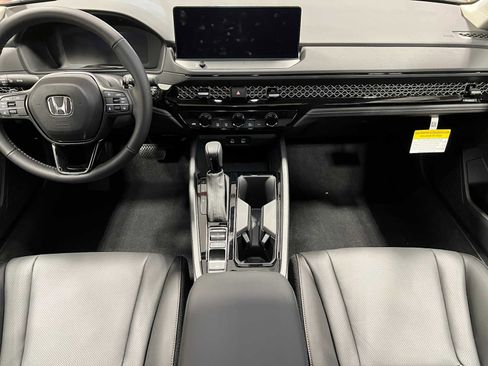 New 2025 Honda Accord EX-L image 17