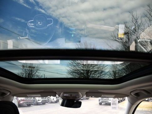 New 2026 Volvo XC60 B5 Plus w/ Protection Package Premier image 28