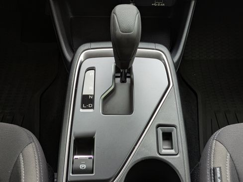 Certified 2025 Subaru Impreza 2.0i image 19