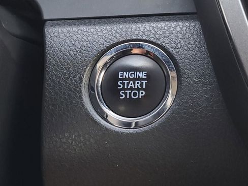 Used 2023 Toyota Camry SE image 19