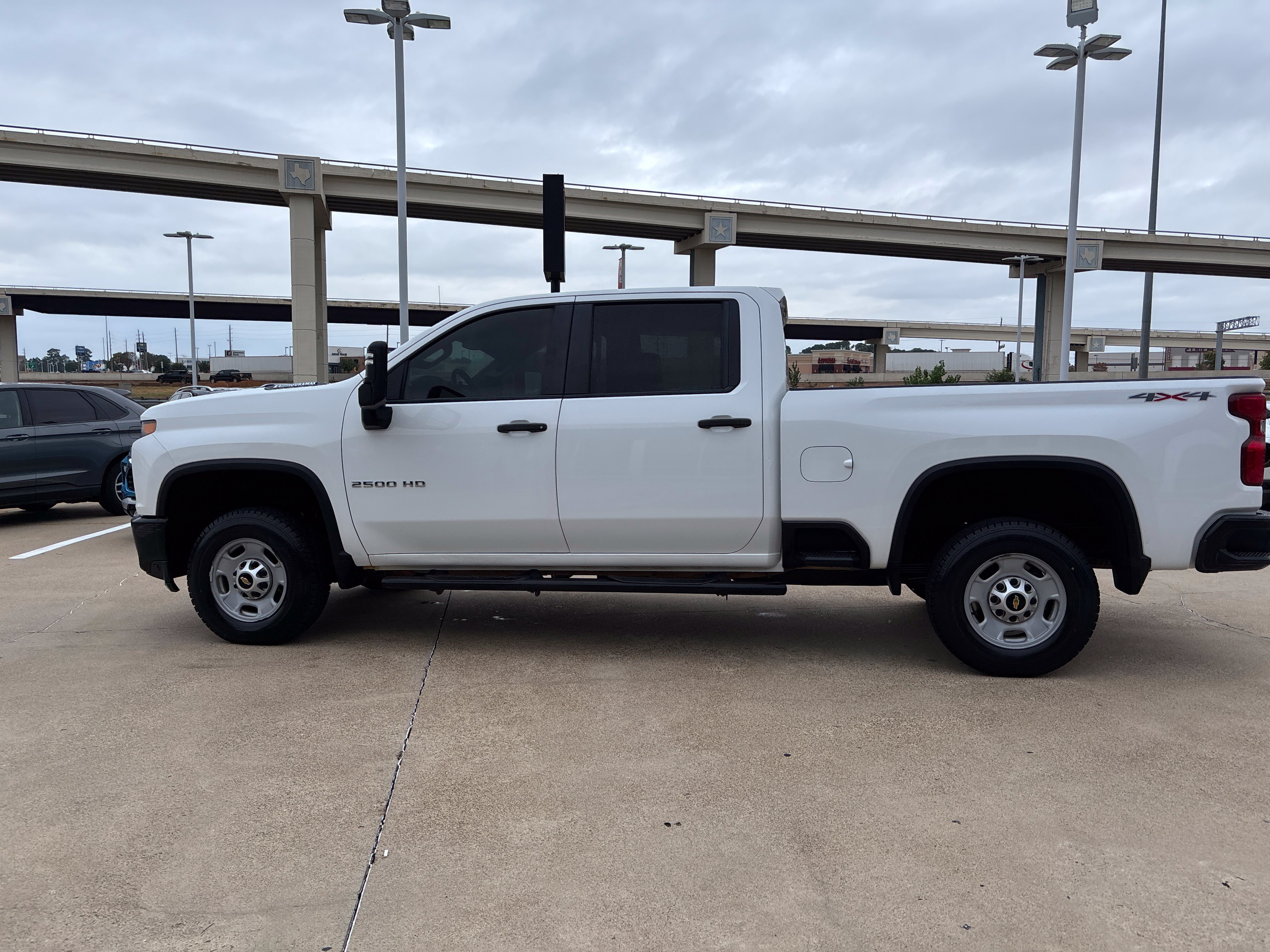 Used 2020 Chevrolet Silverado 2500 W/T AWD/4WD image 6
