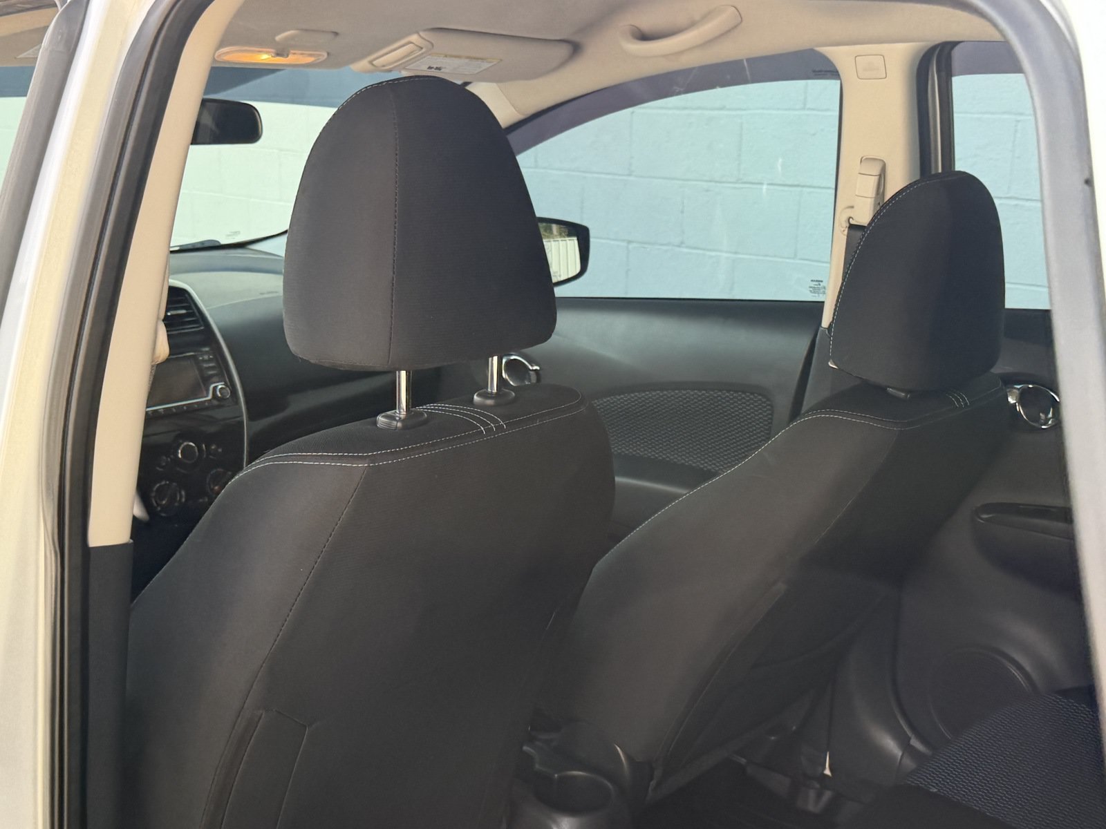 Used 2018 Nissan Versa Note SV FWD image 22